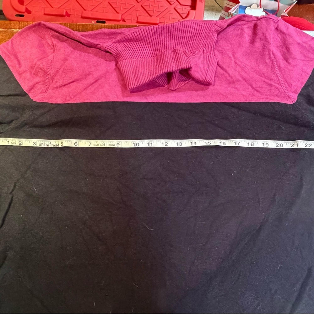 Calvin Klein XL Pink and Black Women's Sweater Excellent Condition - Picture 2 of 8